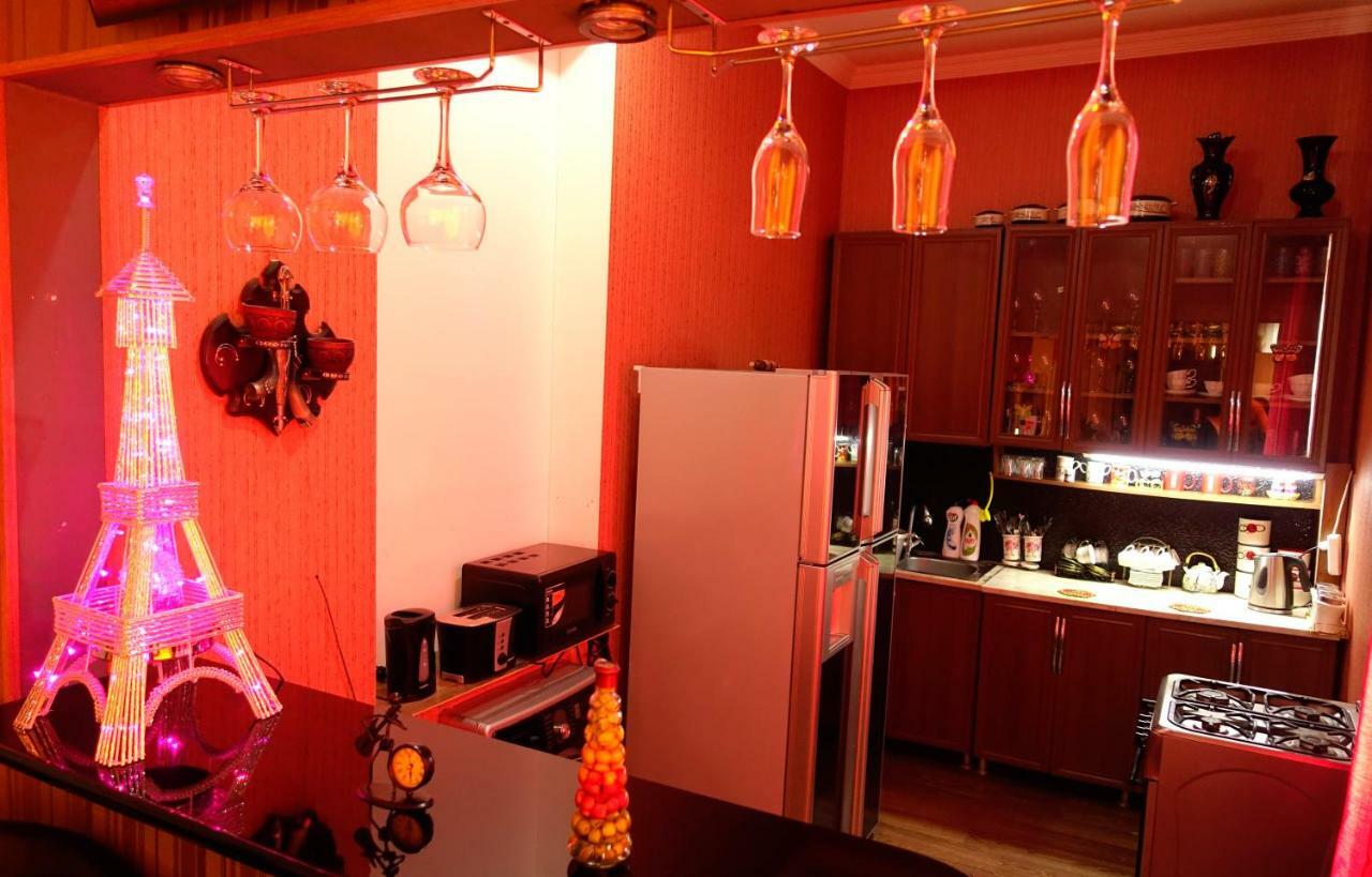 Hostel Four Season Tbilisi Zewnętrze zdjęcie